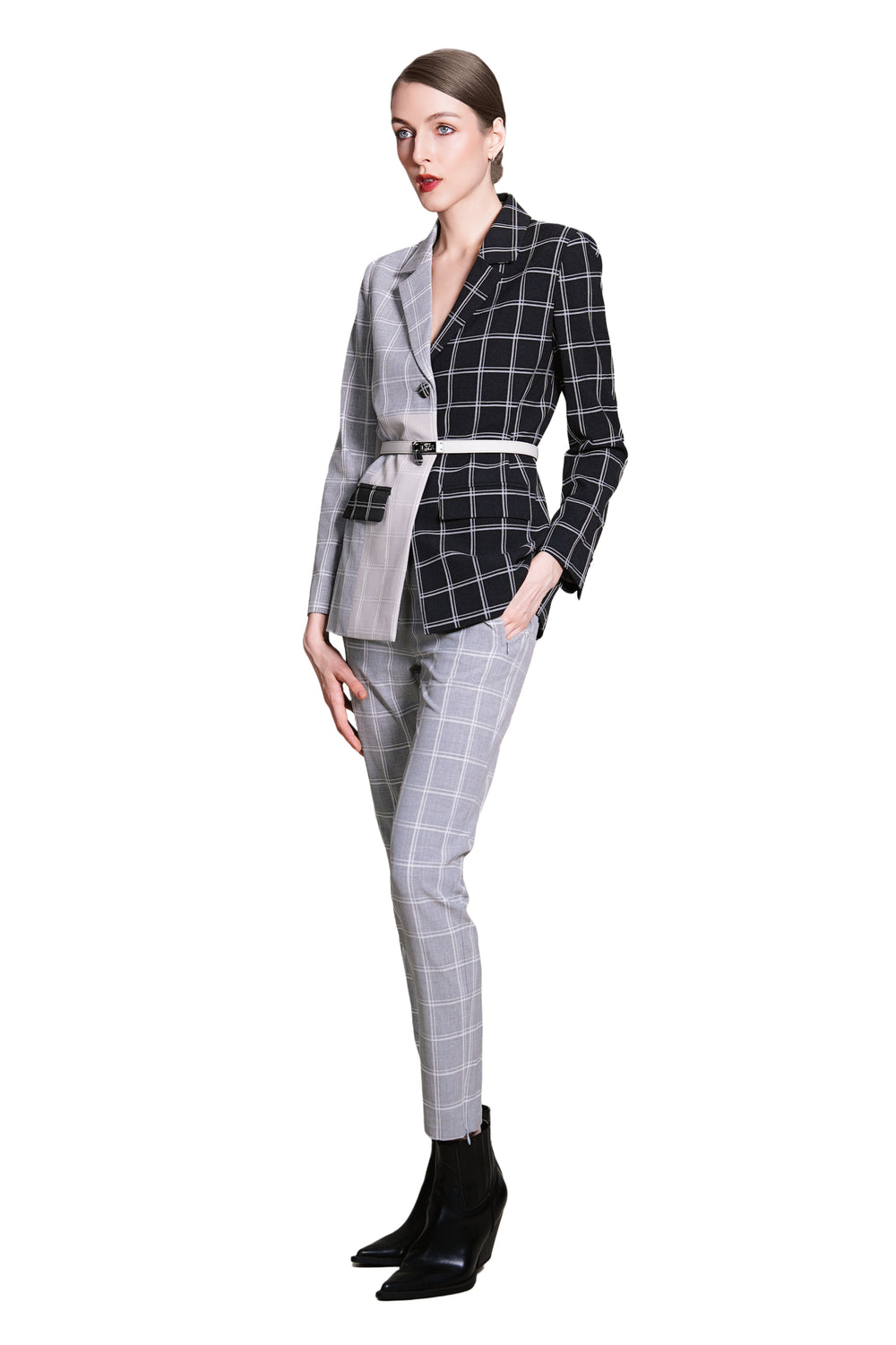 Jadina Trousers in Checkered Wool Suiting
