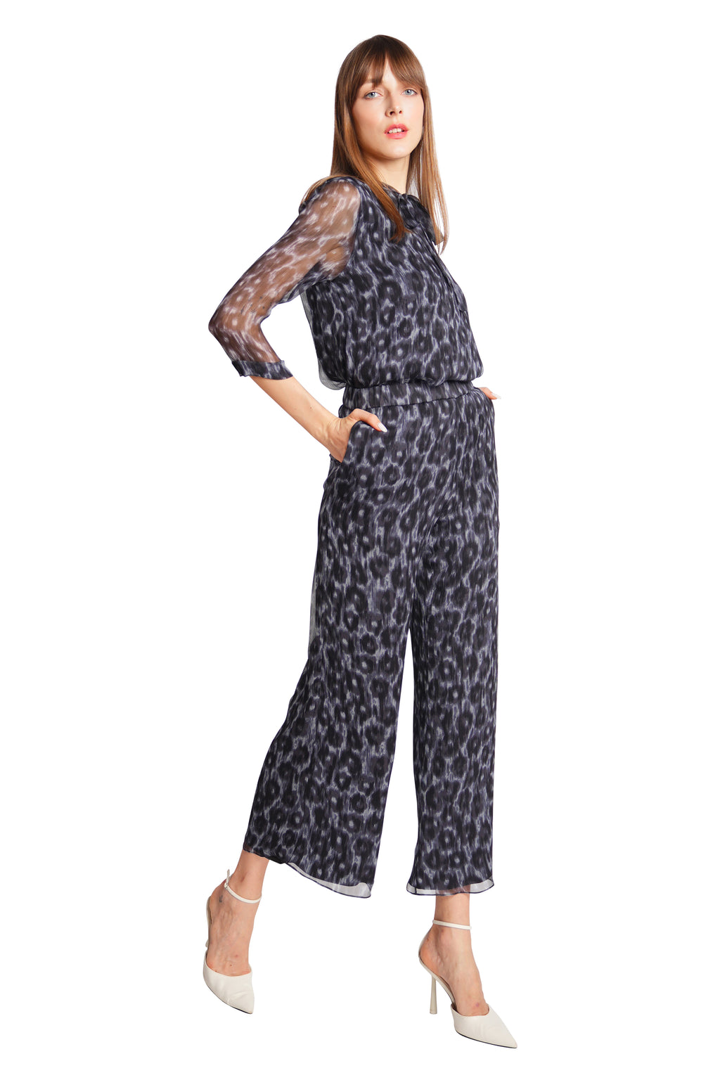 Liz Crinkled Chiffon Flowy Pants in Leopard Print