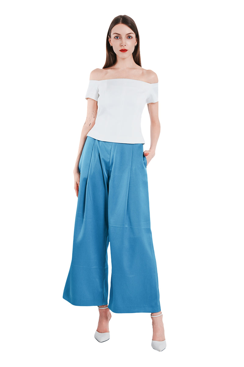 Jini Off-Shoulder Top in White